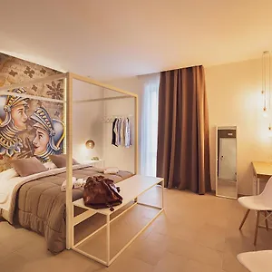 Marla's Boutique 2* Noto