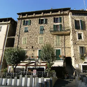 il-nido-di-rondine.hotelitalianriviera.com/