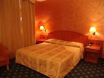 Hotel Visconti Melzo 3*,  Italy